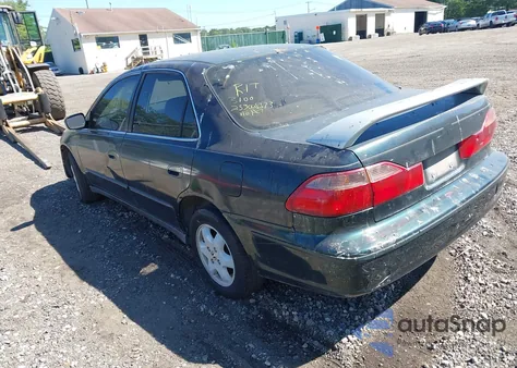 1999 Honda Accord Lx z USA, uszkodzony, nr VIN 1HGCG6653XA095626